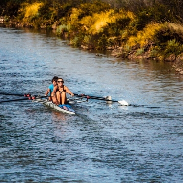 rowing-898008_640